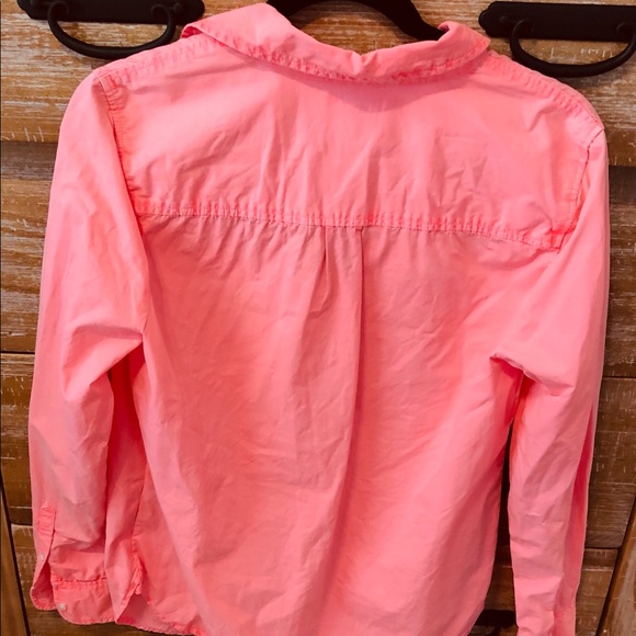 Button up/ turn down collar shirt